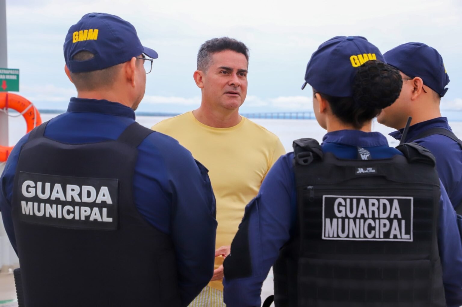 David Almeida reforça ações da prefeitura diante da cheia do rio Negro