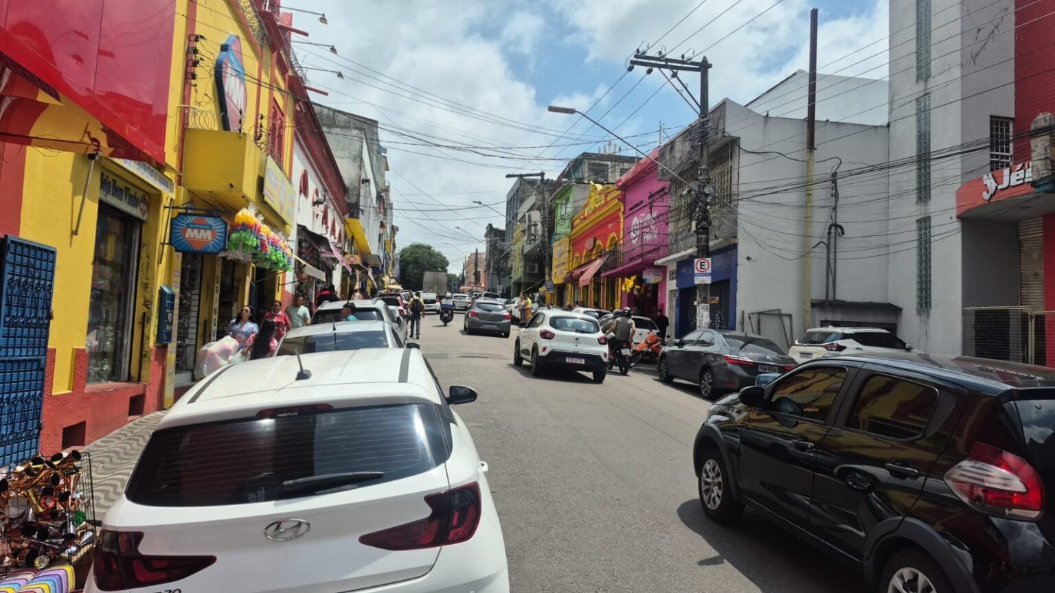 Prefeitura intensifica operação ‘Natal’ com fiscalizações na zona Norte e no centro de Manaus