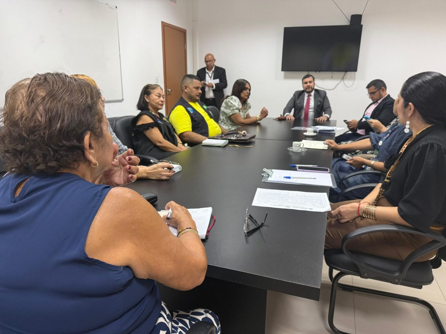 Reunião com orgãos de proteção à crianças e adolescentes dicute regras para carnaval 2026