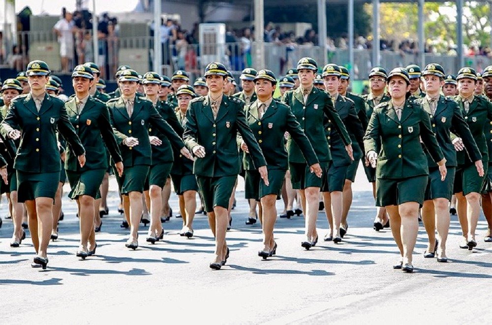 Serviço militar feminino abre seleção complementar com 1.467 vagas em todo o país