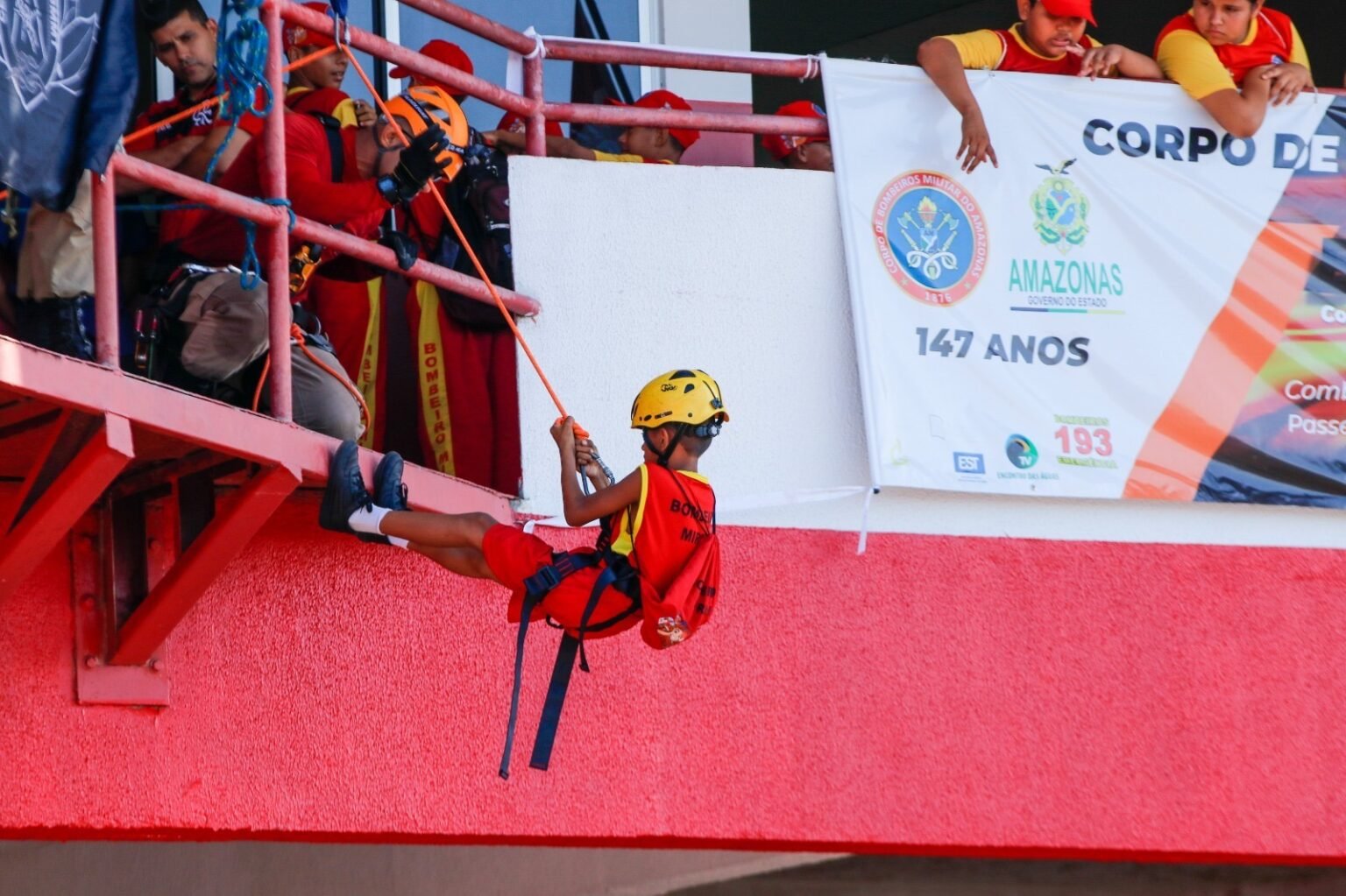Programa Bombeiro Mirim 2026 abre inscrições para 900 vagas em 18 cidades do Amazonas