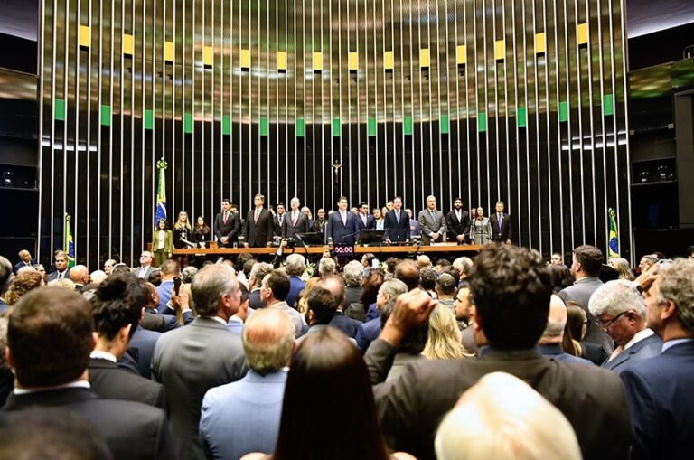 Congresso Nacional abre ano legislativo nesta segunda,2, com sessão solene