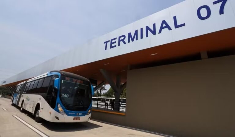 Nova linha 003 começa a operar e Prefeitura ajusta itinerários de ônibus na Zona Oeste de Manaus