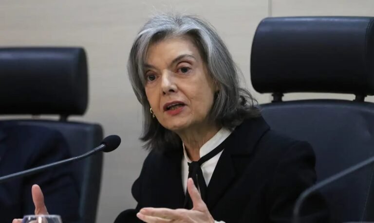 Cármen Lúcia será relatora do Código de Ética do STF, anuncia Fachin