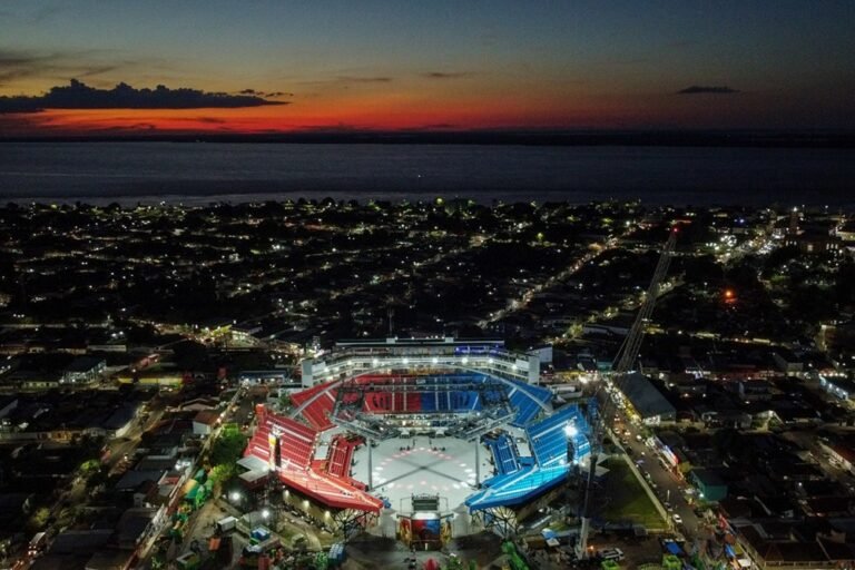 Lançamento do Festival de Parintins reunirá Caprichoso, Garantido e shows nacionais no Bumbódromo