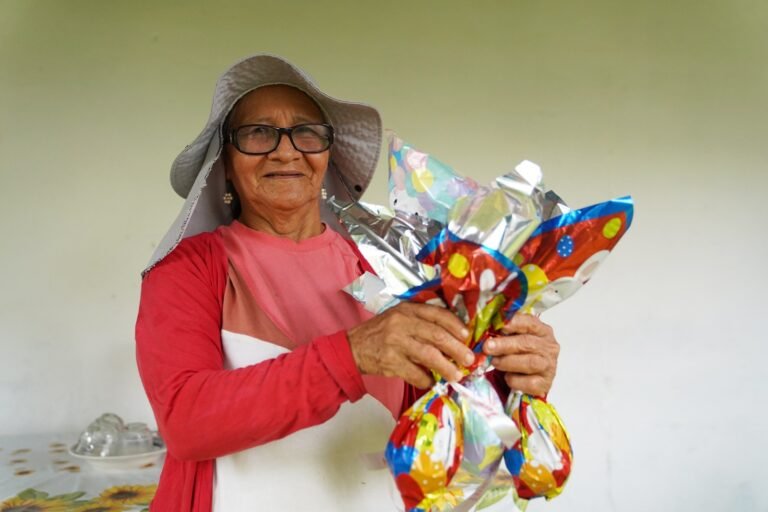 Em Tefé, mulheres produzem ovos de páscoa a partir da produção orgânica de cacau
