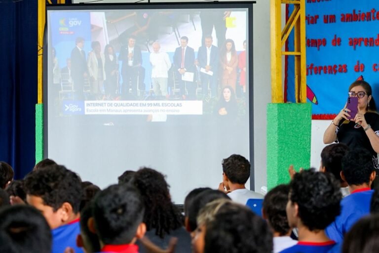 Escola da zona rural de Manaus ganha destaque nacional por conectividade à internet