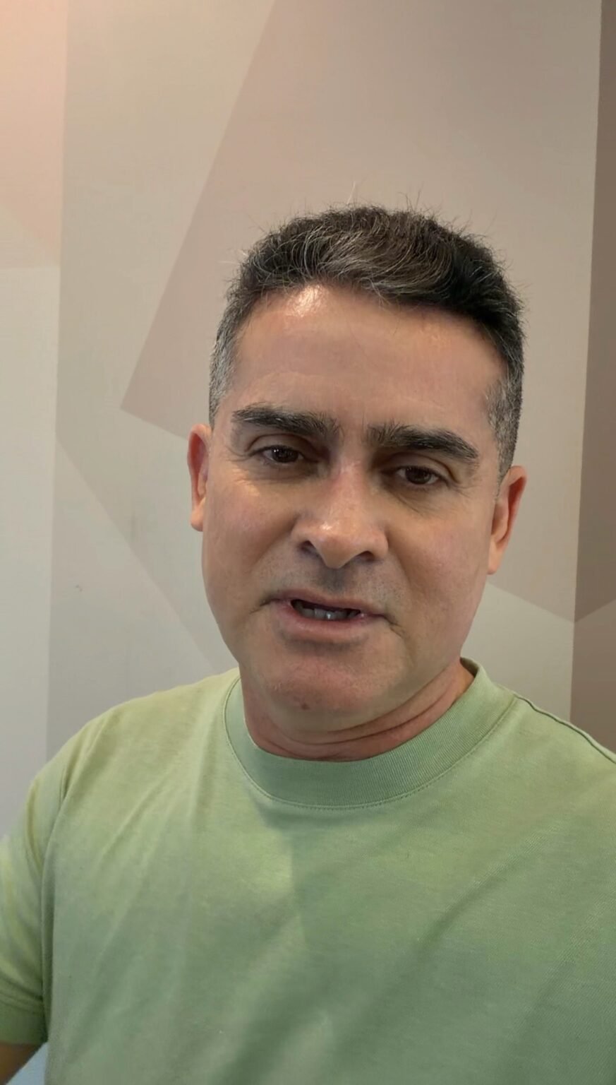 David Almeida nega rumores e reafirma pré-candidatura ao Governo