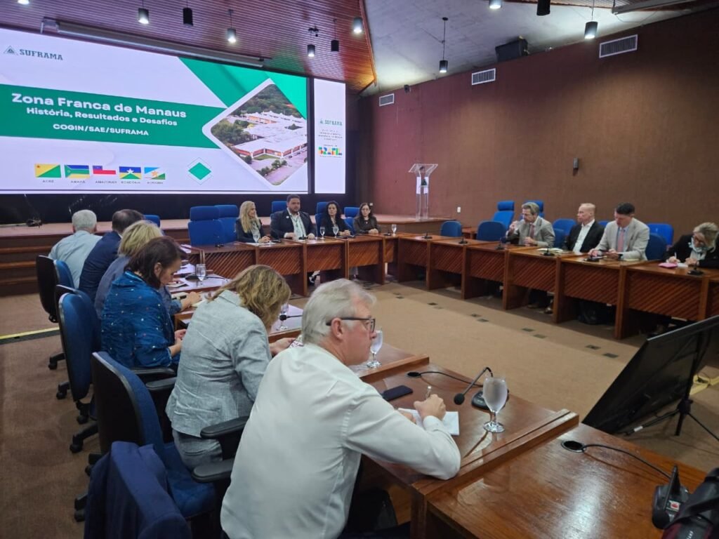 Comitiva da União Europeia visita Suframa para discutir parcerias e acordo com o Mercosul
