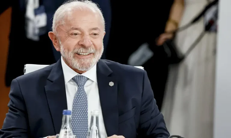 Lula reage a declarações de Trump e pede que presidente dos EUA não interfira nas eleições brasileiras