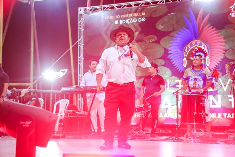 Concurso de música da EJA homenageia Arlindo Júnior e Tadeu Garcia em Manaus