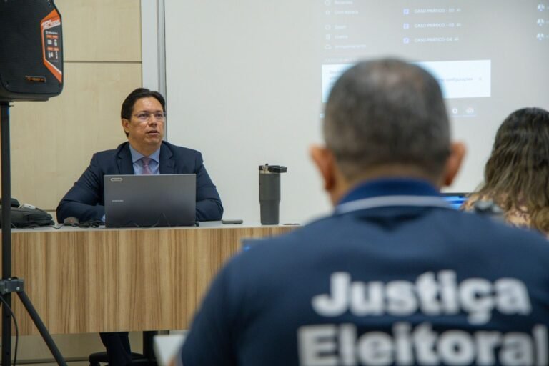 TRE-AM inicia capacitação sobre propaganda eleitoral para Eleições 2026