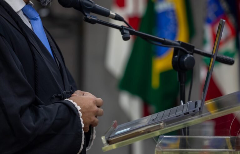 TRE-AM mantém afastamento de vereadores e confirma fraude à cota de gênero em Guajará