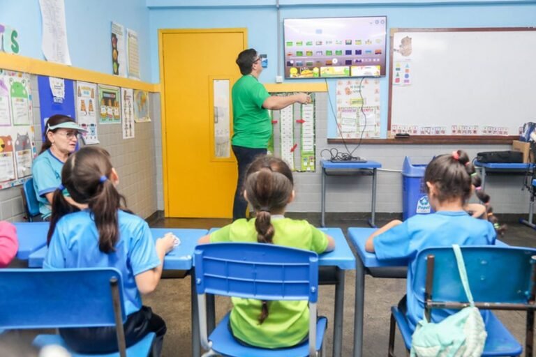 Manaus cria núcleo para atender estudantes com altas habilidades e superdotação