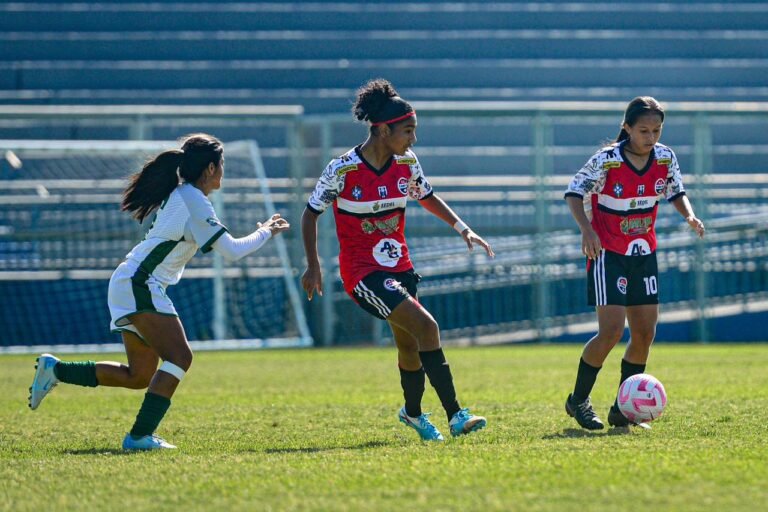 Tarumã avança à final e São Raimundo goleia no Barezinho Delas Sub-20