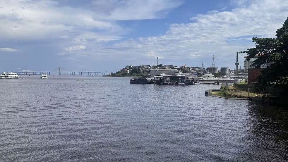 Cheia no Amazonas mantém 25 municípios em emergência e afeta quase 293 mil pessoas