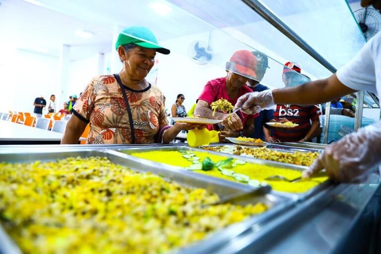 Programa Prato Cheio ultrapassa 1,8 milhão de refeições servidas no Amazonas