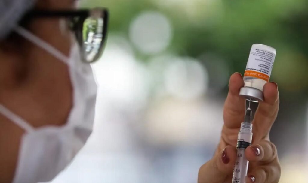 Anvisa atualiza regras para vacinas contra a covid-19 e incorpora novas variantes
