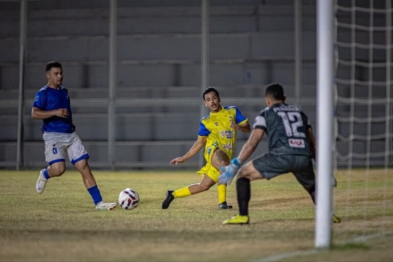 Unidos do Alvorada estreia com goleada e assume liderança da Série B do Barezão