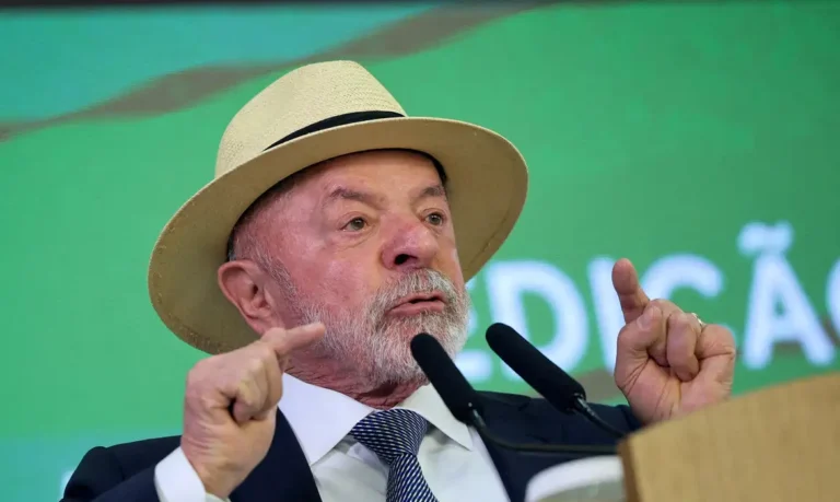Lula diz que enviará a Trump dados sobre queda do desmatamento na Amazônia