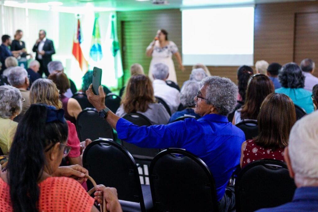 Defensor Digital 60+: inscrições terminam nesta terça em Manaus