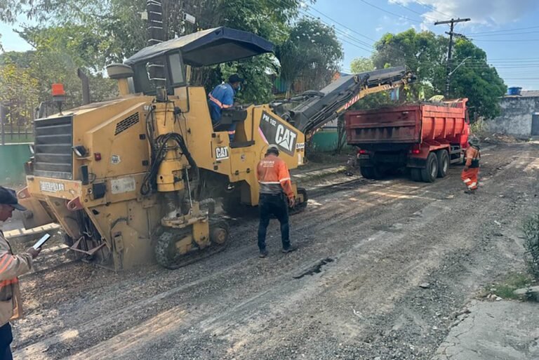Recapeamento de 141 ruas avança na zona Norte de Manaus
