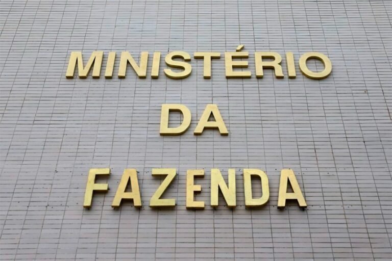 Governo Central registra superávit de R$ 10,8 bilhões em julho