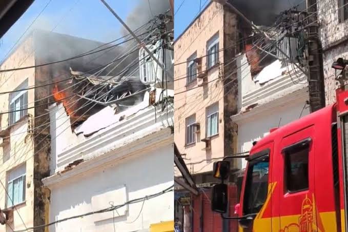 Incêndio atinge loja no Centro de Manaus e deixa clientes sem energia; fogo começou após curto-circuito em ar-condicionado