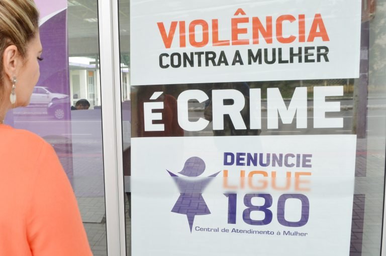 Lei Maria da Penha completa 20 anos como marco no combate à violência contra a mulher