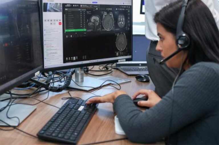SUS inaugura central para monitorar pacientes de UTIs em tempo real