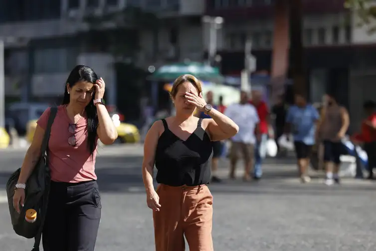 Super El Niño eleva risco de mortes por calor no Brasil, aponta estudo americano