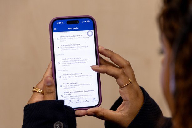 TRE-AM reforça que falta no 1º turno não impede voto em 25 de outubro