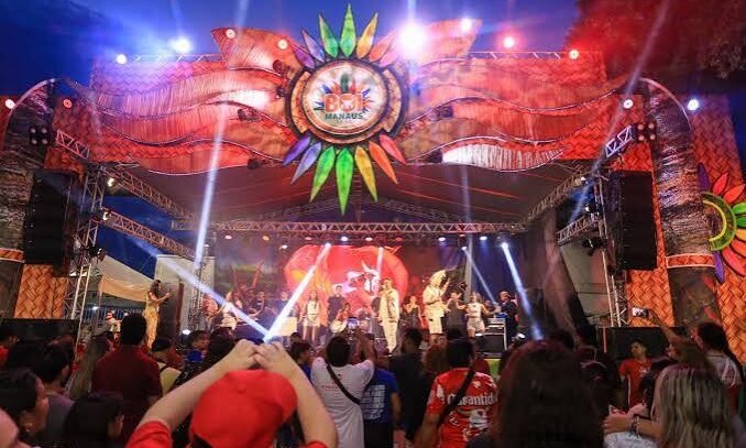 Prefeitura cancela Boi Manaus e festejos de aniversário devido à fumaça